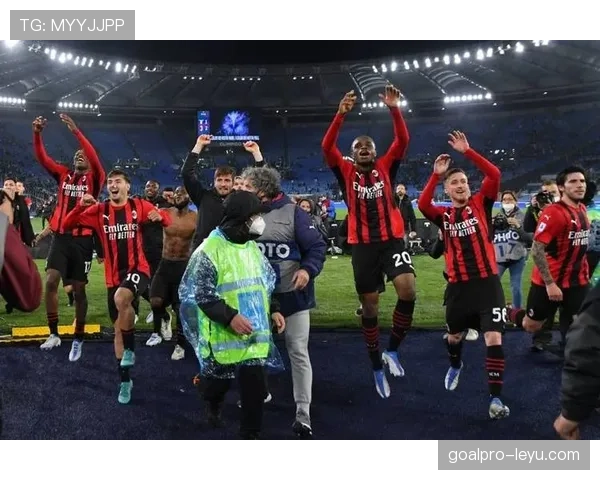 米兰高压逼抢战术奏效，球队状态回暖重夺意甲榜首地位