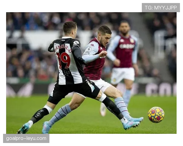 西汉姆联本赛季英超表现稳健,竞争力持续提升 西汉姆联本赛季英超表现稳健,竞争力持续提升